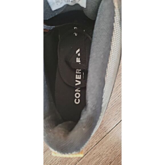 CHUCK TAYLOR CONVERSE ALL STAR HIGH TOPS - Picture 7 of 8